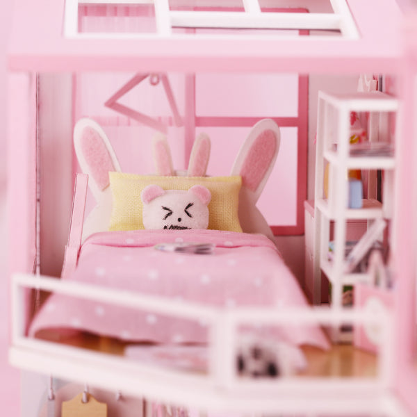 Miniature DIY Wooden Dollhouse Kit with Music Movement and LED and Dust Cover (M915)