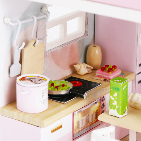 Miniature DIY Wooden Dollhouse Kit with Music Movement and LED and Dust Cover (M915)