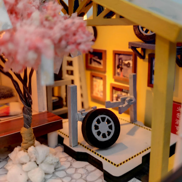 Miniature DIY Wooden Dollhouse Kit with Music Movement and LED and Dust Cover (PC902)